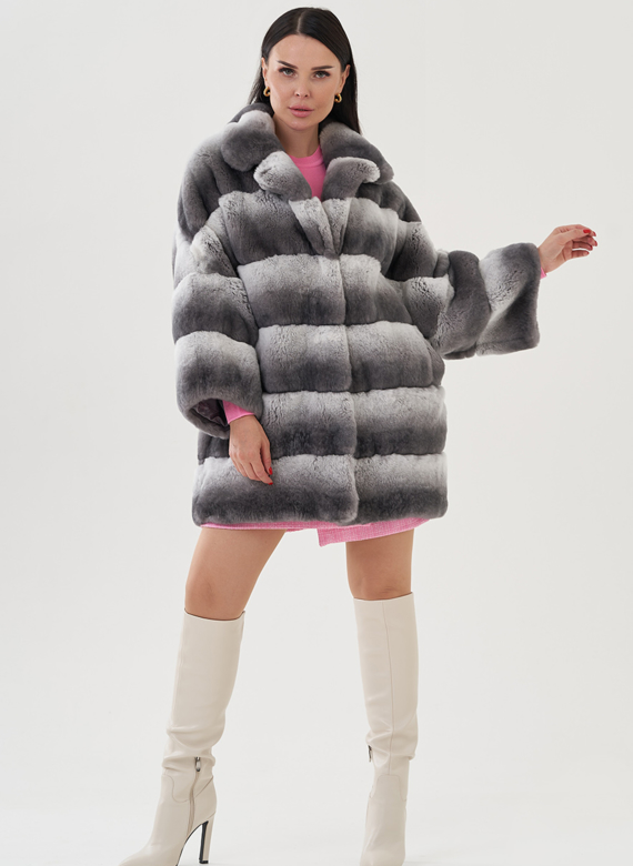 Шуба из кролика оверсайз