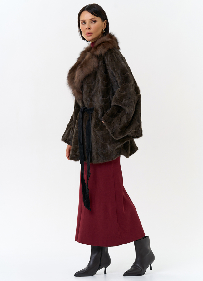 Шуба из меха норки с воротником из меха лисы модель № 31300 в рассрочку