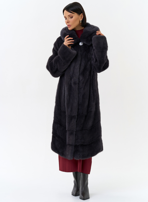 Шуба из меха норки с капюшоном