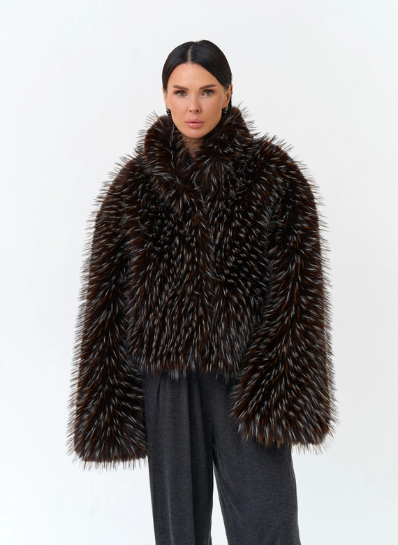 Женская шуба из эко меха фото