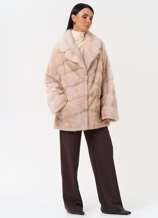 Укороченная шуба из меха норки с английским воротником модель № 30688 универмаг малина