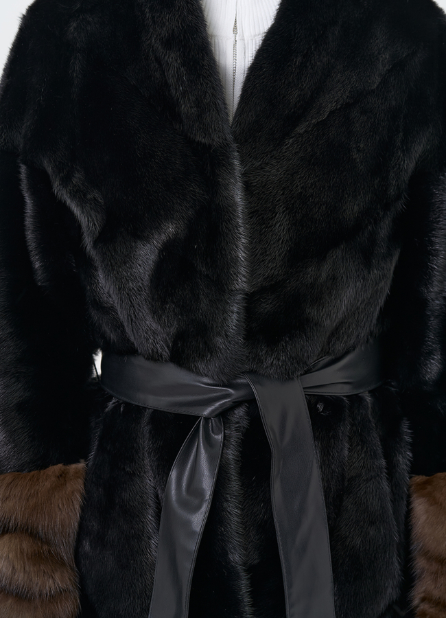 Норковая шуба с манжетами из меха куницы модель № 31200 универмаг малина