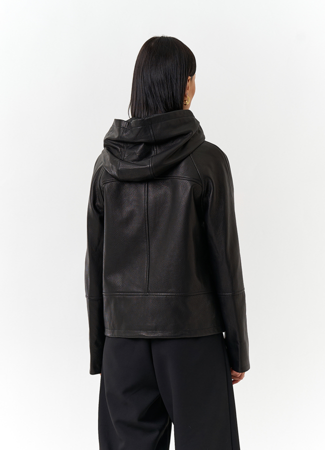 Женская куртка из натуральной кожи с капюшоном модель № 32679 в кредит
