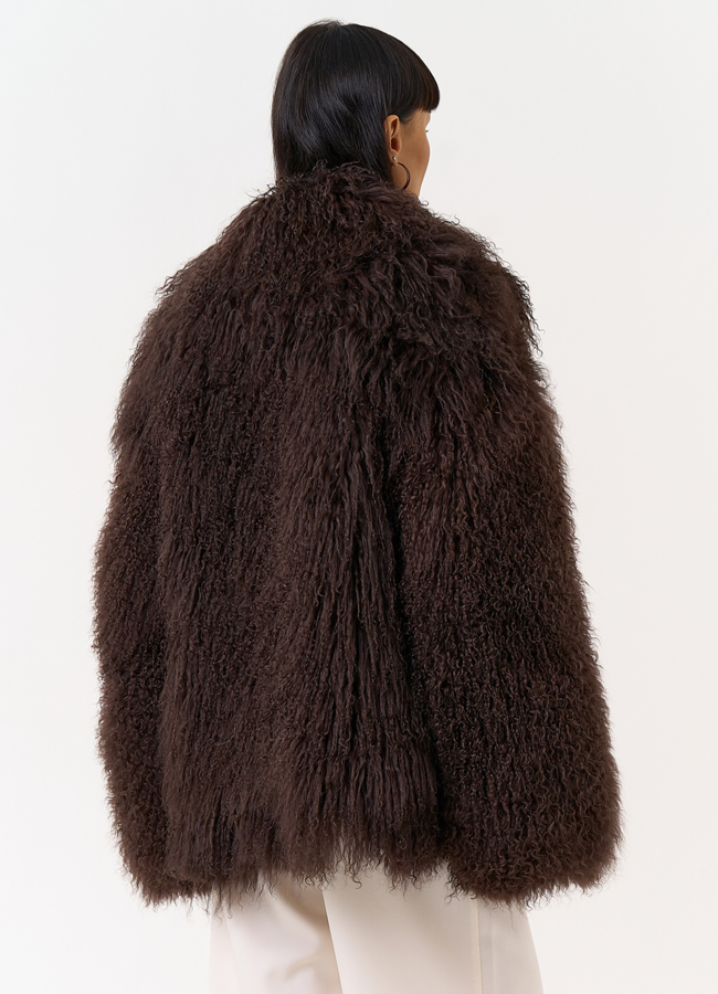 Женская шуба из меха ламы модель № 30635 в кредит