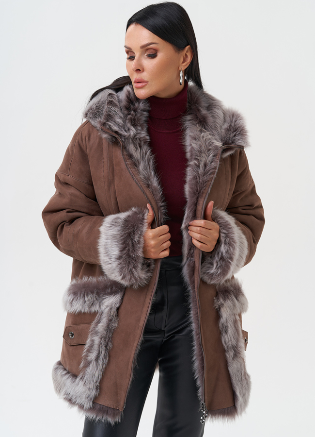Натуральная дубленка с капюшоном модель № 28700 универмаг малина