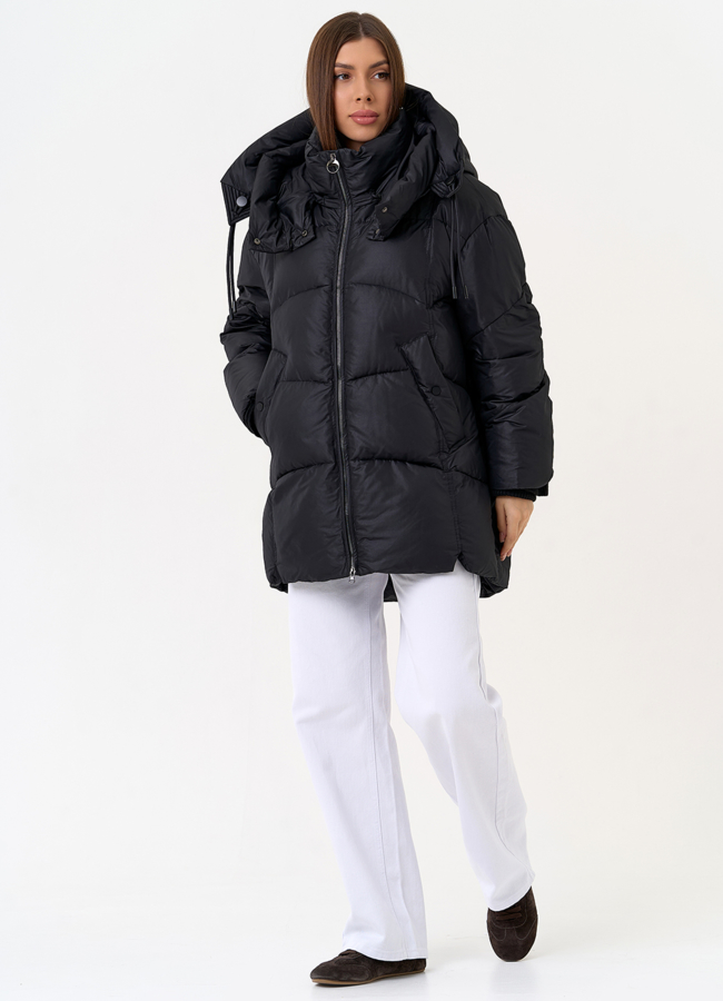 Женский пуховик черного цвета с капюшоном модель № 31592 в рассрочку