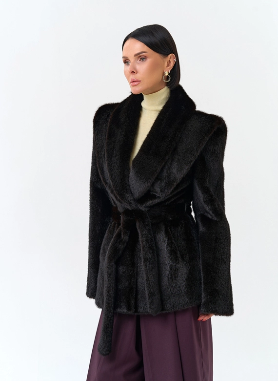 Женская шуба из эко меха фото