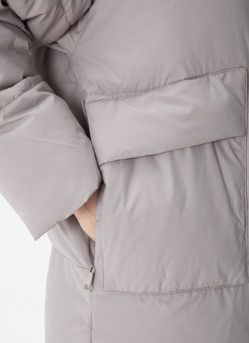 Женский пуховик с капюшоном 