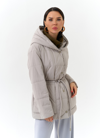 Женская куртка с контрастным воротником