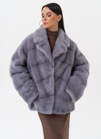 Короткая норковая шуба с английским воротником