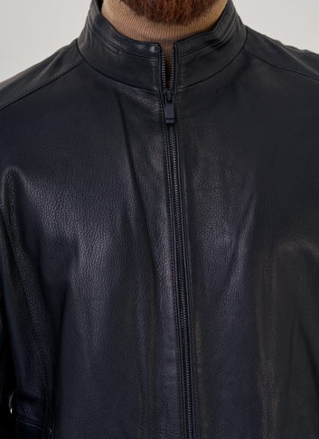 Куртка мужская из натуральной кожи с воротником стойкой 