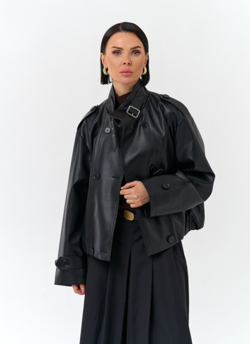 Женская куртка из эко кожи черного цвета