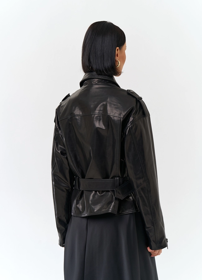 Женская куртка из натуральной кожи с поясом модель № 29916 в рассрочку